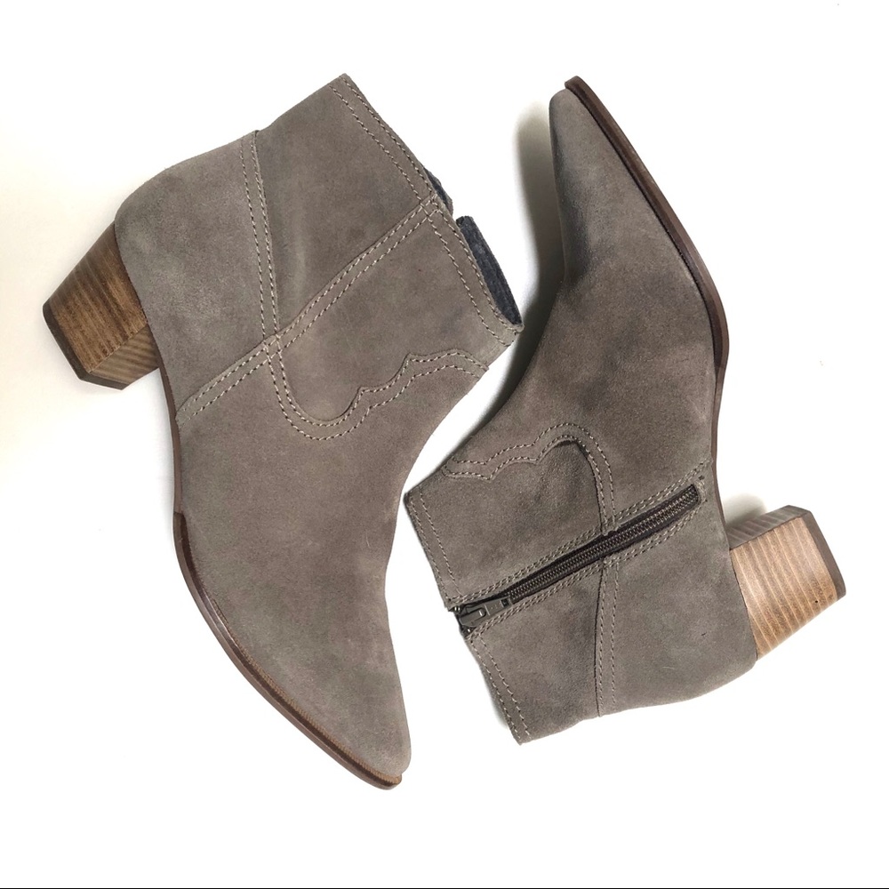 NWOT NIB SEYCHELLES SUEDE BOOTLETTE